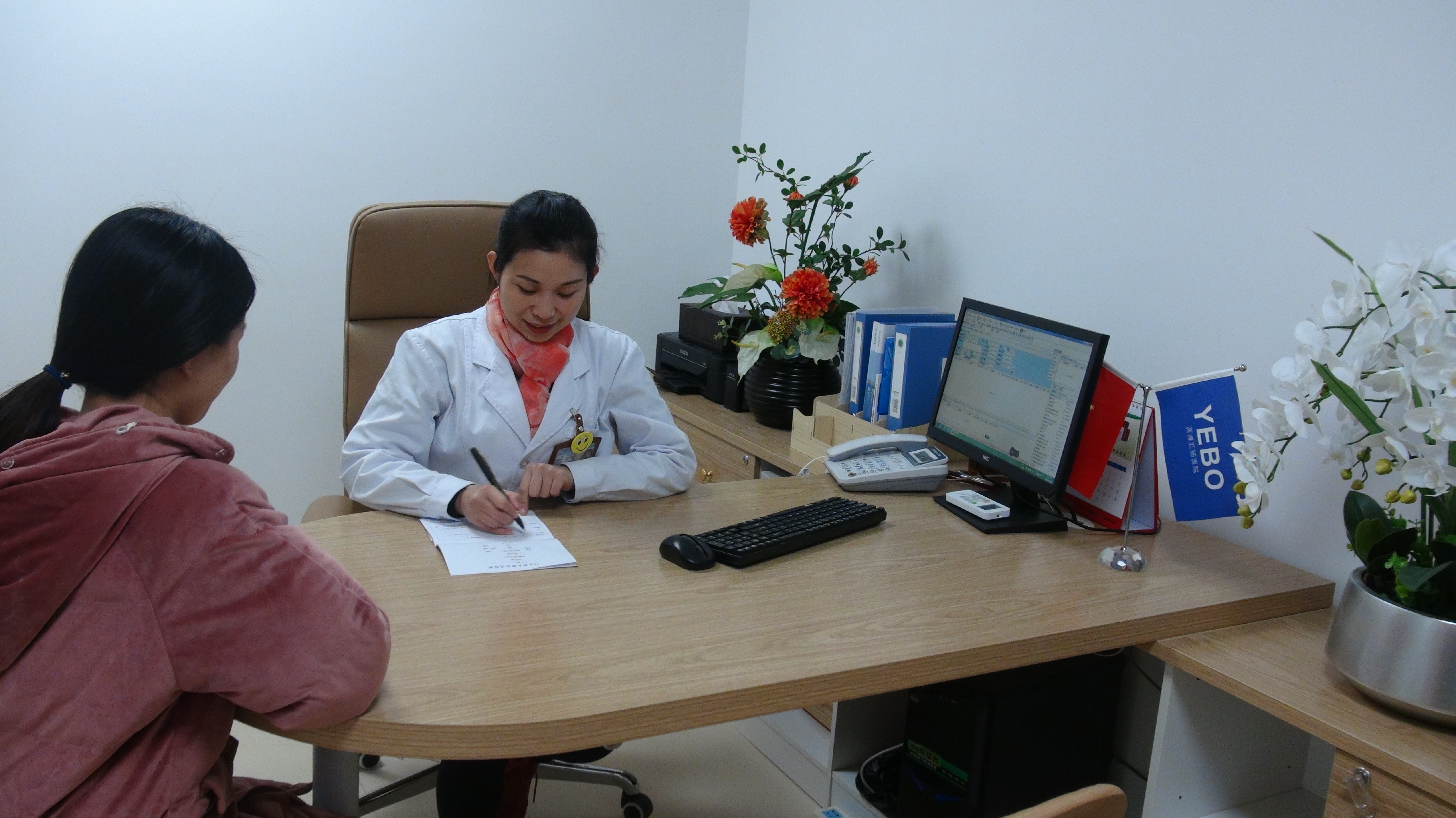 南寧醫(yī)博醫(yī)院微創(chuàng)技術(shù)治痔瘡靠譜嗎？